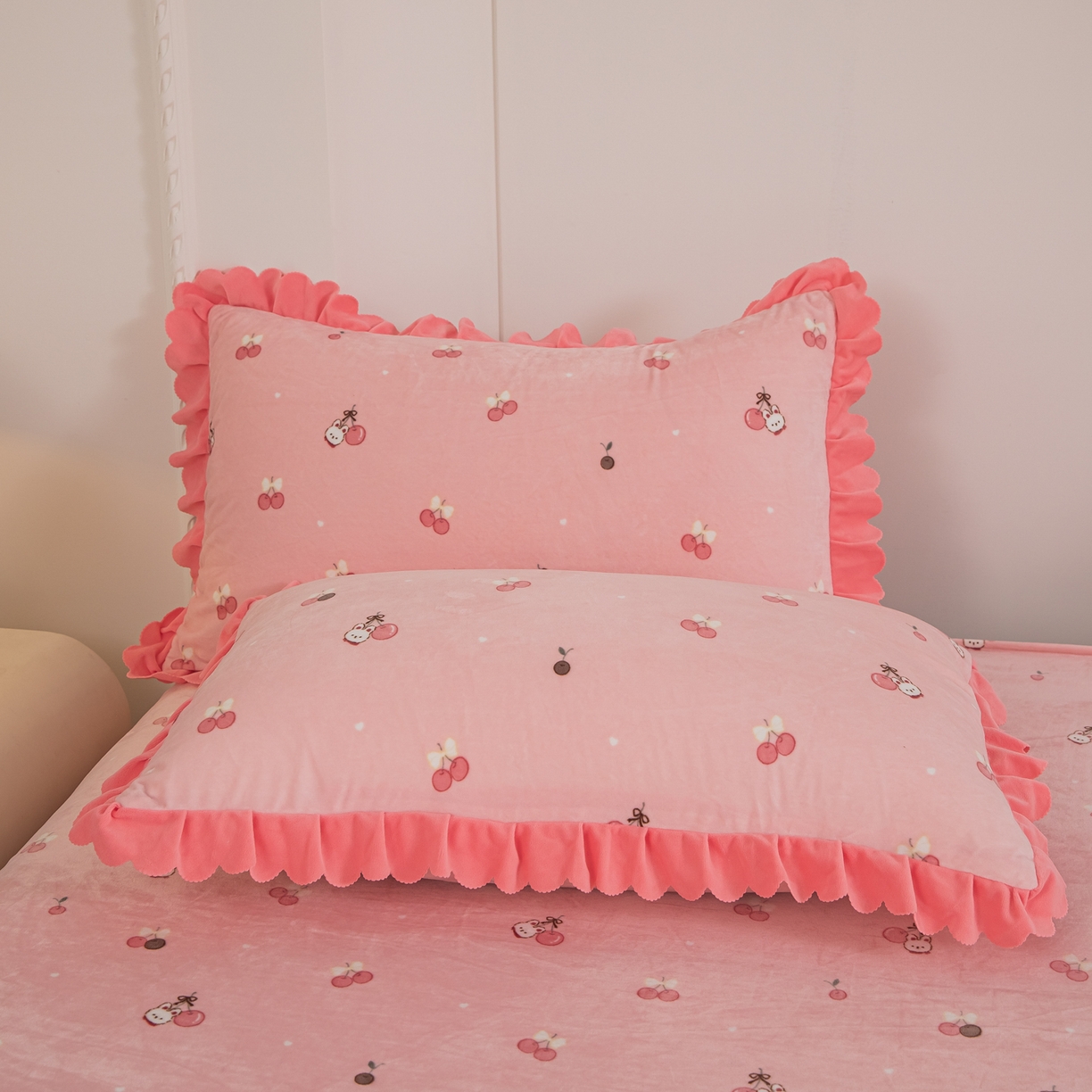 91家纺网 家纺一手货源 找家纺 手艺人家纺 2025新款宝宝绒单层床盖三件套 NDC55