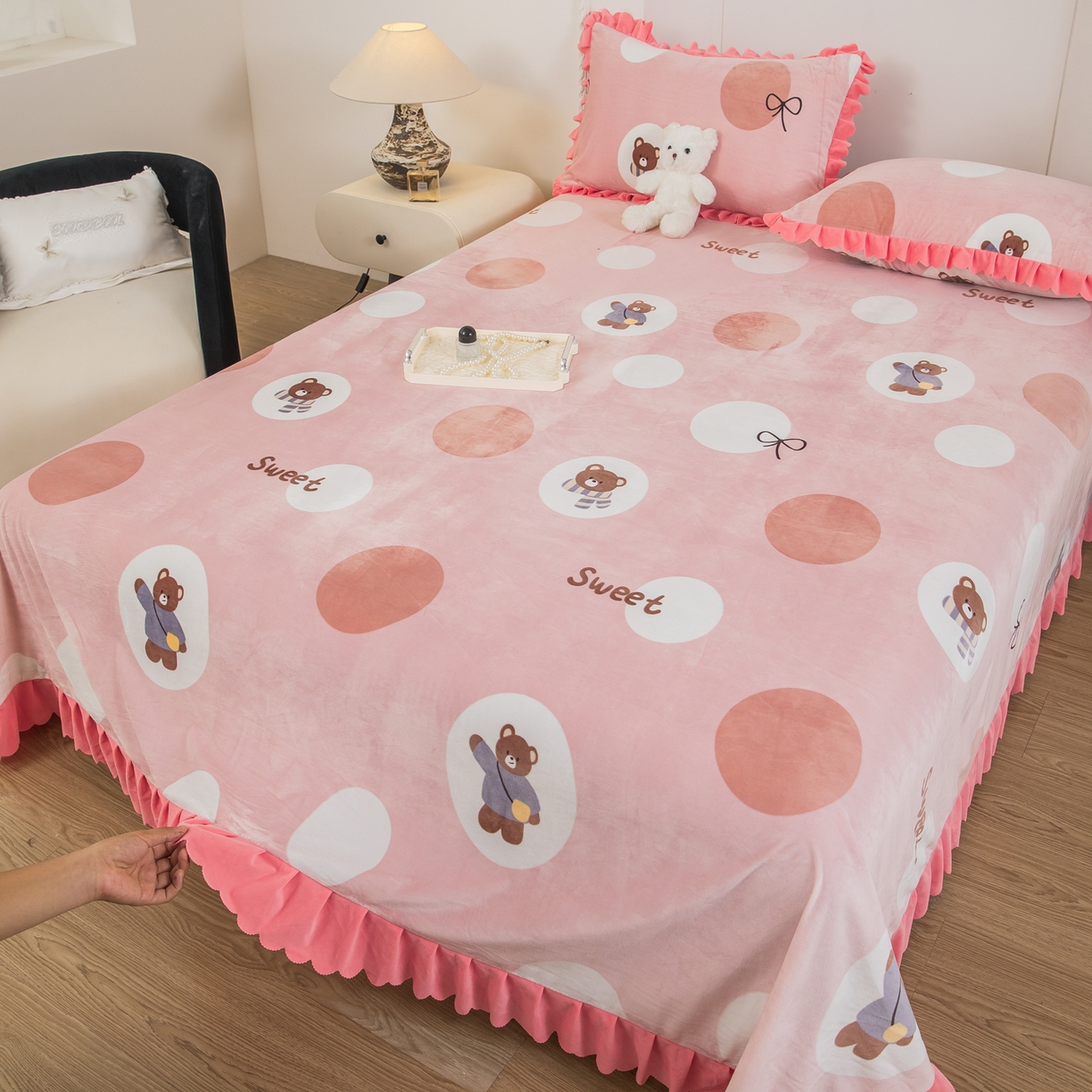 91家纺网 家纺一手货源 找家纺 手艺人家纺 2025新款宝宝绒单层床盖三件套 NDC39