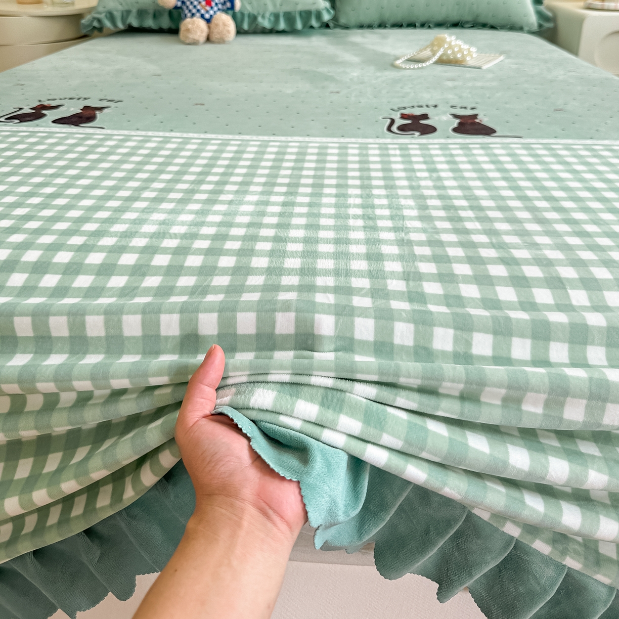 91家纺网 家纺一手货源 找家纺 手艺人家纺 2025新款宝宝绒单层床盖三件套 NDC25