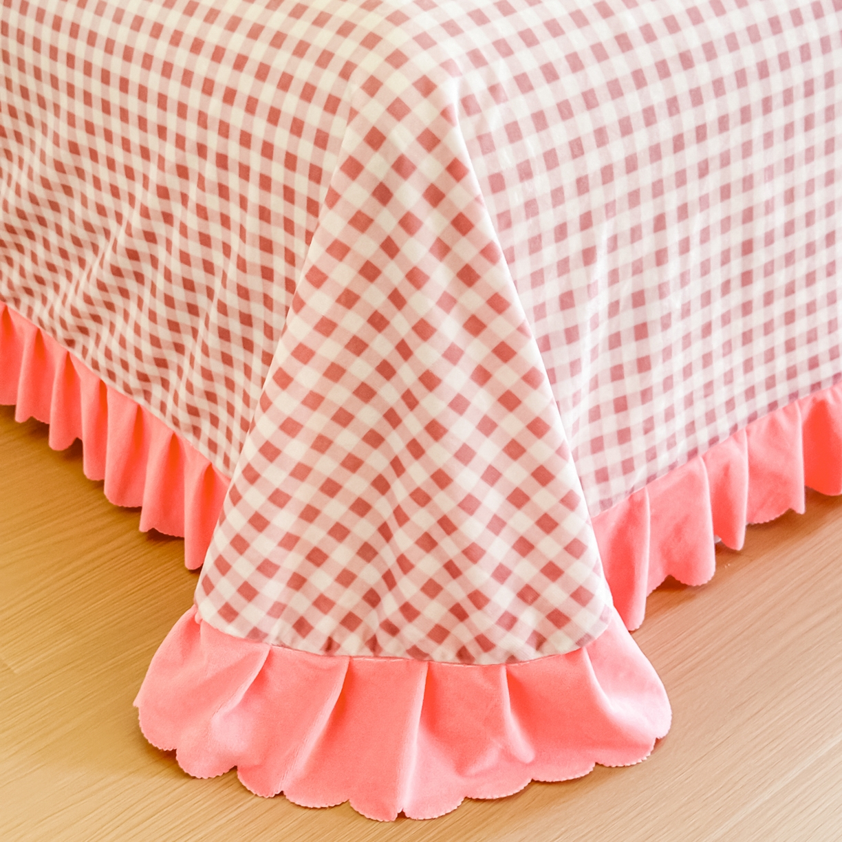 91家纺网 家纺一手货源 找家纺 手艺人家纺 2025新款宝宝绒单层床盖三件套 NDC36