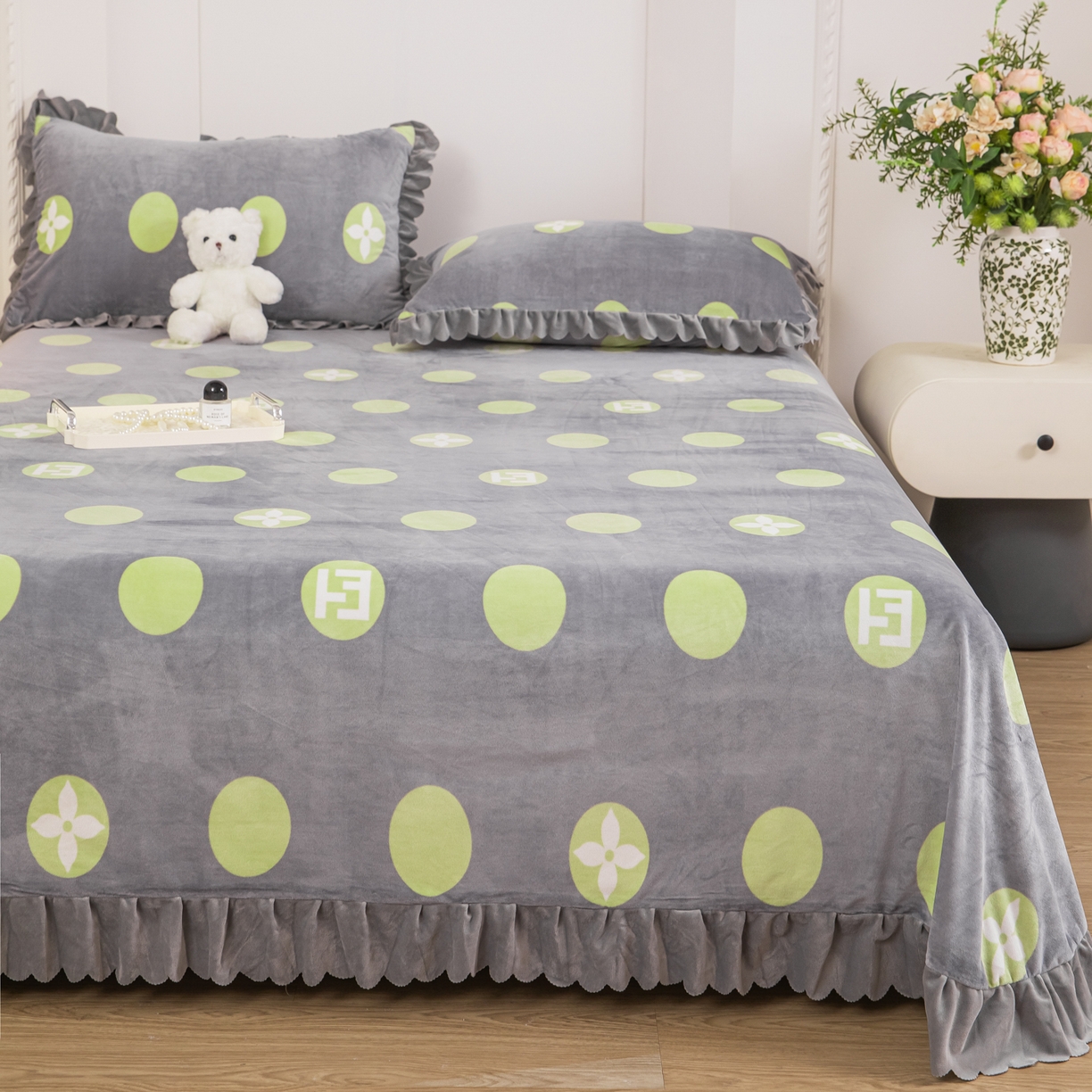 91家纺网 家纺一手货源 找家纺 手艺人家纺 2025新款宝宝绒单层床盖三件套 NDC50