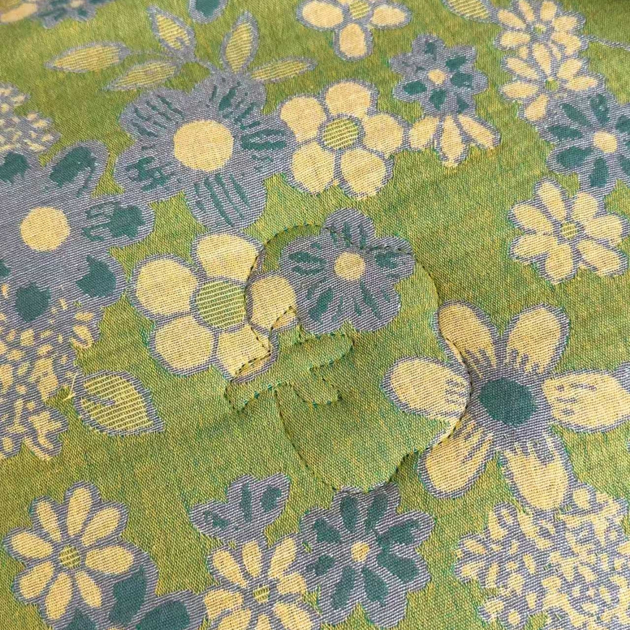 91家纺网 家纺一手货源 找家纺 睡棉坊 2025新款全棉色织提花双层纱春秋被芯冬被 诗画-绿