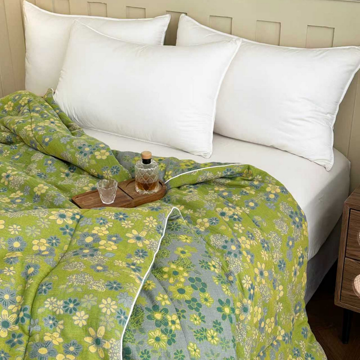 91家纺网 家纺一手货源 找家纺 睡棉坊 2025新款全棉色织提花双层纱春秋被芯冬被 诗画-绿