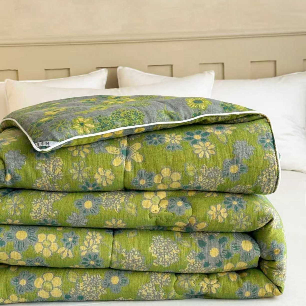 91家纺网 家纺一手货源 找家纺 睡棉坊 2025新款全棉色织提花双层纱春秋被芯冬被 诗画-绿