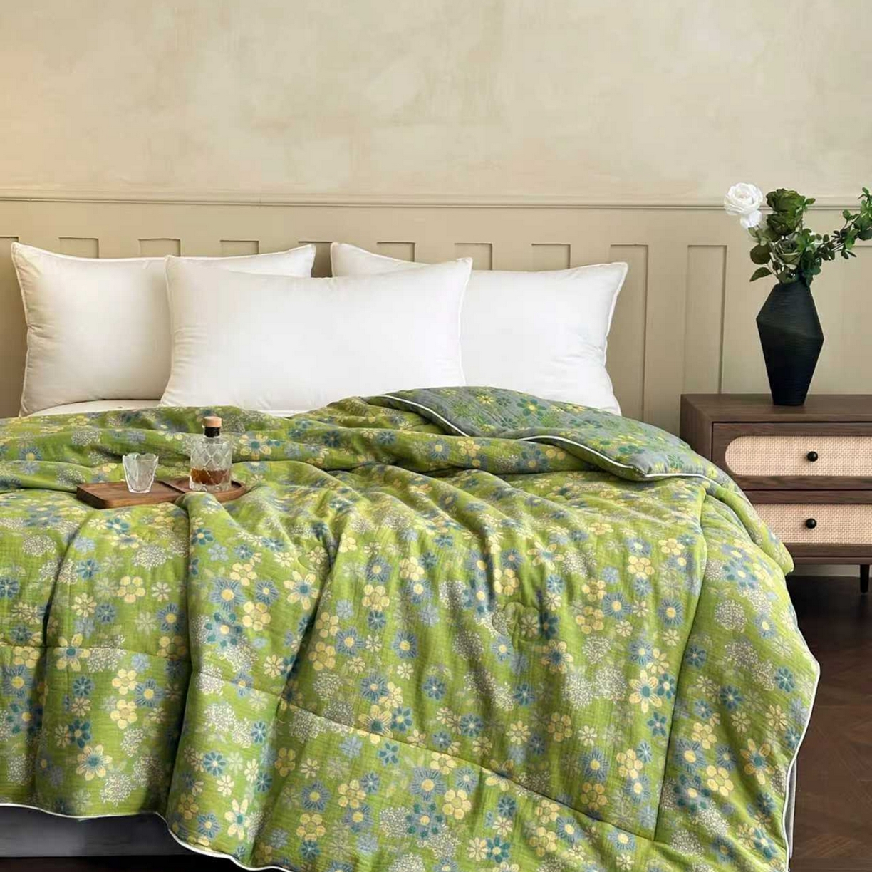 91家纺网 家纺一手货源 找家纺 睡棉坊 2025新款全棉色织提花双层纱春秋被芯冬被 诗画-绿