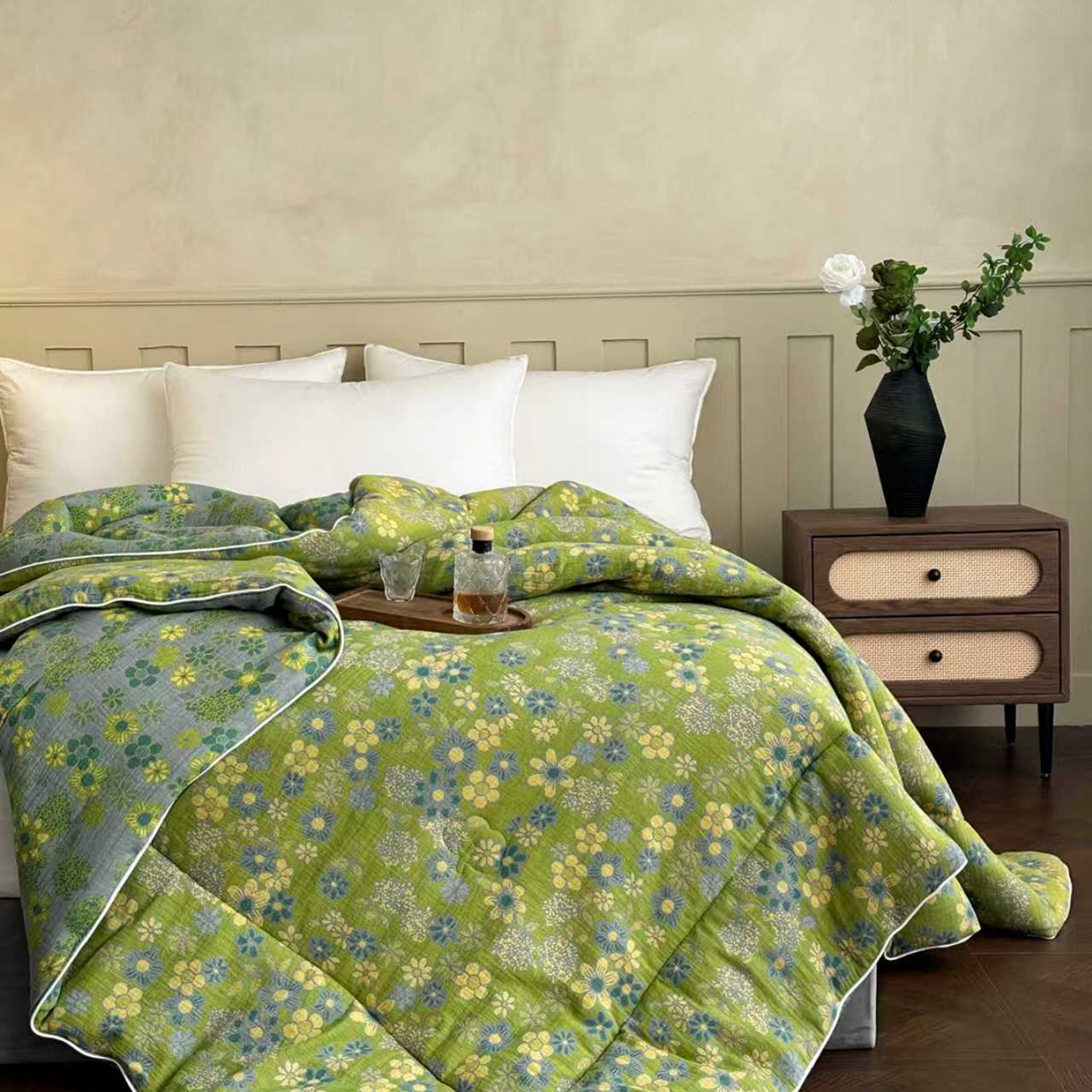 91家纺网 家纺一手货源 找家纺 睡棉坊 2025新款全棉色织提花双层纱春秋被芯冬被 诗画-绿