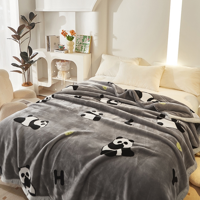 91家纺网 家纺一手货源 找家纺 铺尚美家纺 2025新款拉舍尔毛毯毯子双层加厚不加棉不加布 4-12斤可定制外贸毛毯 003 小熊猫