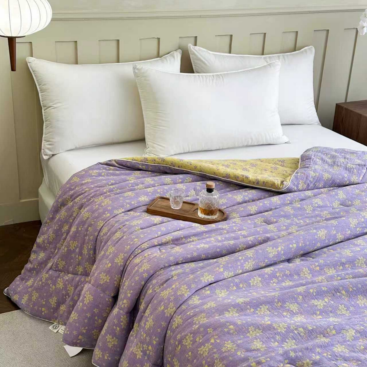 91家纺网 家纺一手货源 找家纺 睡棉坊 2025新款全棉色织提花双层纱春秋被芯冬被 诗画-紫