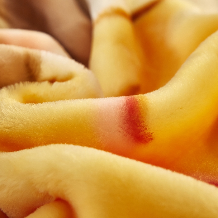 91家纺网 家纺一手货源 找家纺 铺尚美家纺 2025新款拉舍尔毛毯毯子双层加厚不加棉不加布 4-12斤可定制外贸毛毯 006 快乐家族