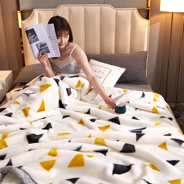91家纺网 家纺一手货源 找家纺 铺尚美家纺 2025新款拉舍尔毛毯毯子双层加厚不加棉不加布 4-12斤可定制外贸毛毯 706 米三角
