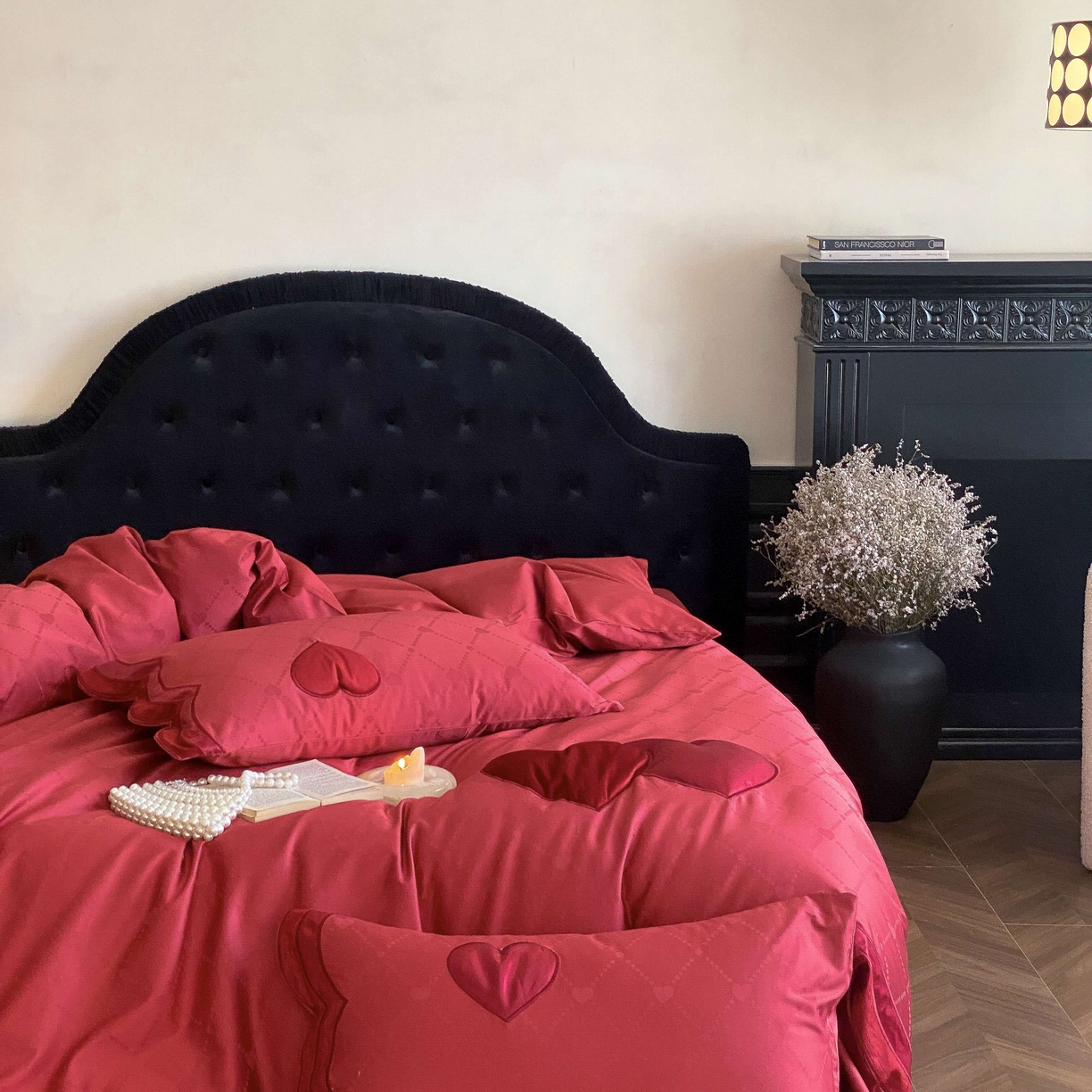 91家纺网 家纺一手货源 找家纺 （总）星野 2025新款婚庆澳棉提花贴布绣四件套怦然心动系列