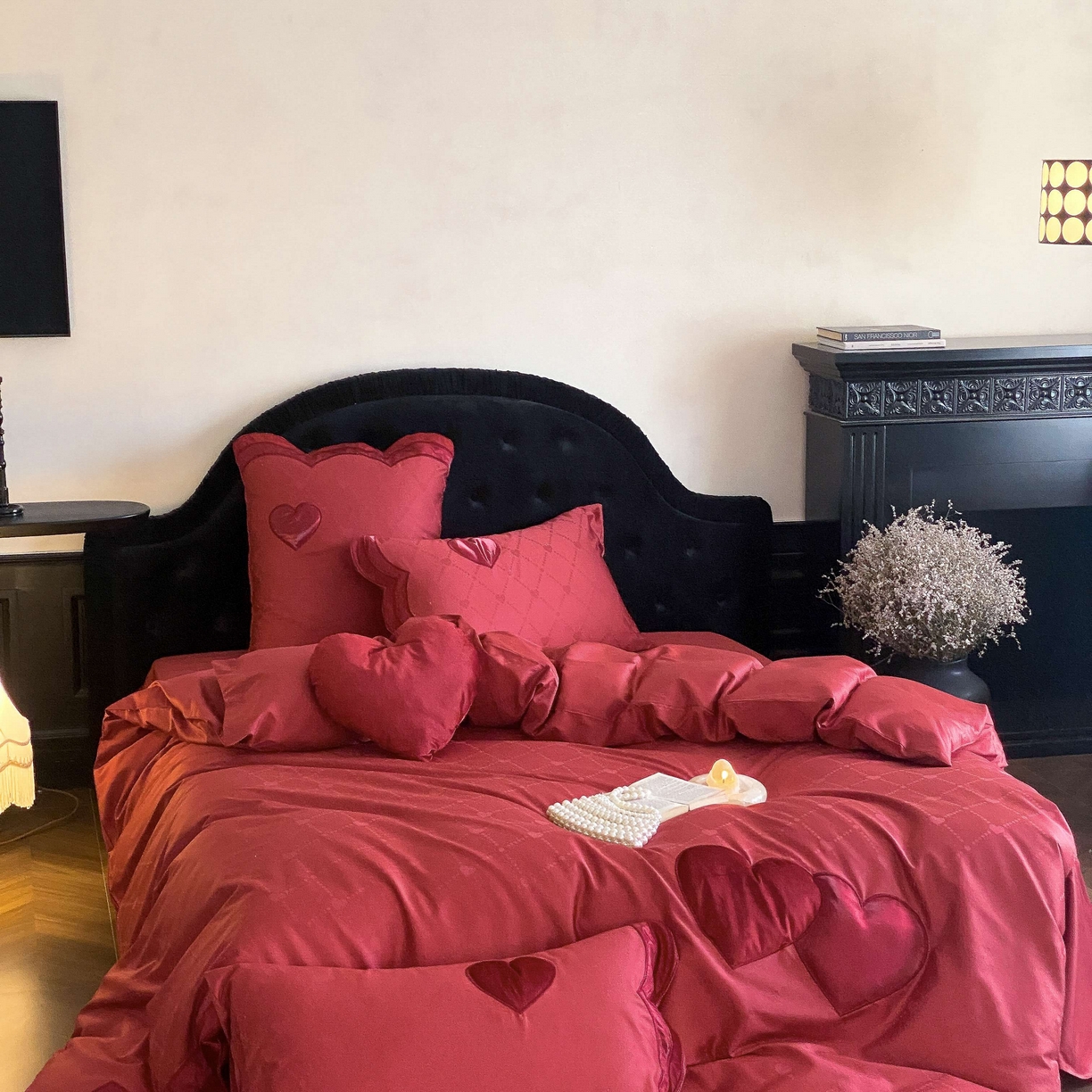 91家纺网 家纺一手货源 找家纺 （总）星野 2025新款婚庆澳棉提花贴布绣四件套怦然心动系列