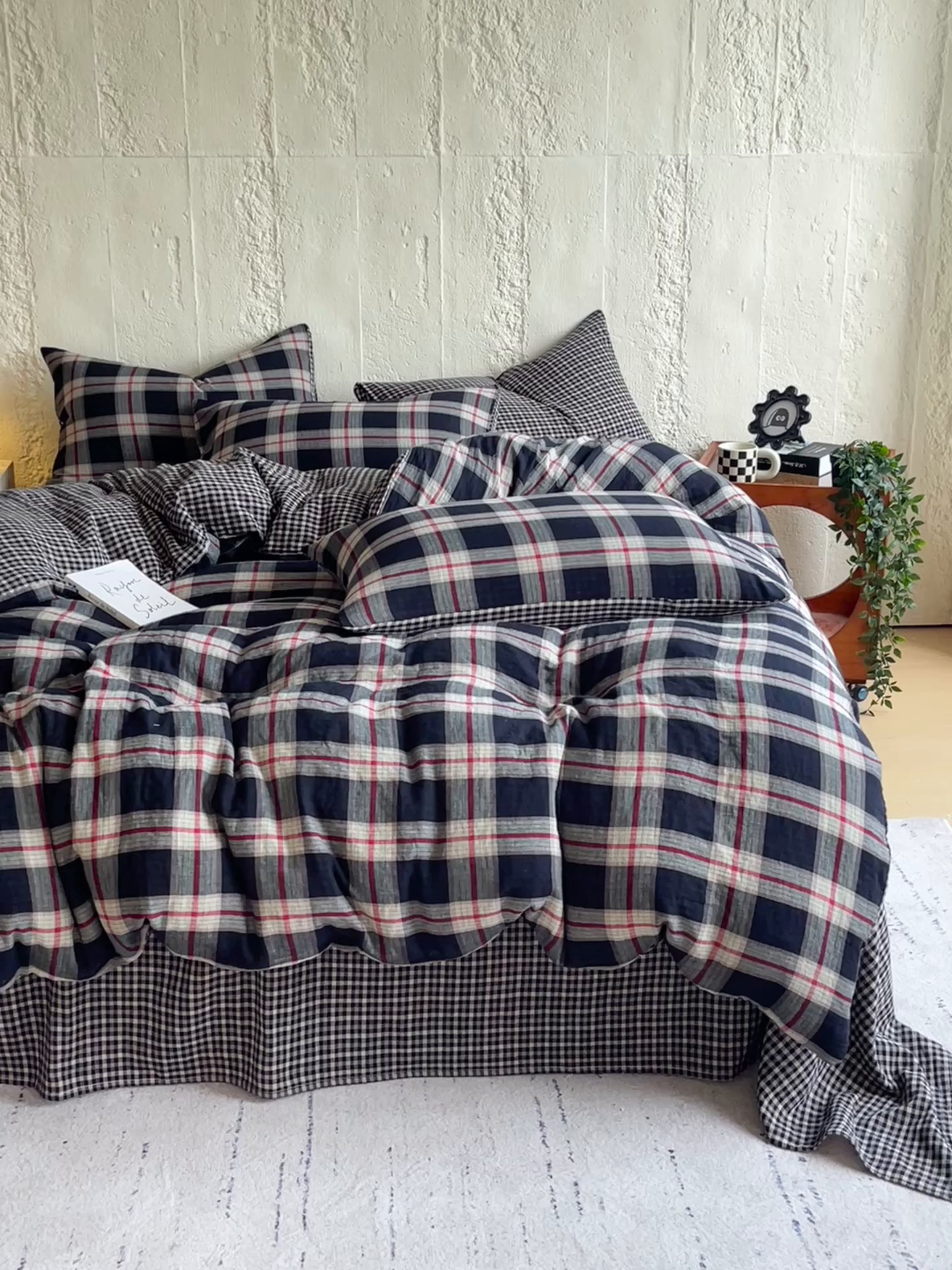 91家纺网 家纺一手货源 找家纺 （总）佰亿莱 2025新款棉麻双层纱四件套-黑大格