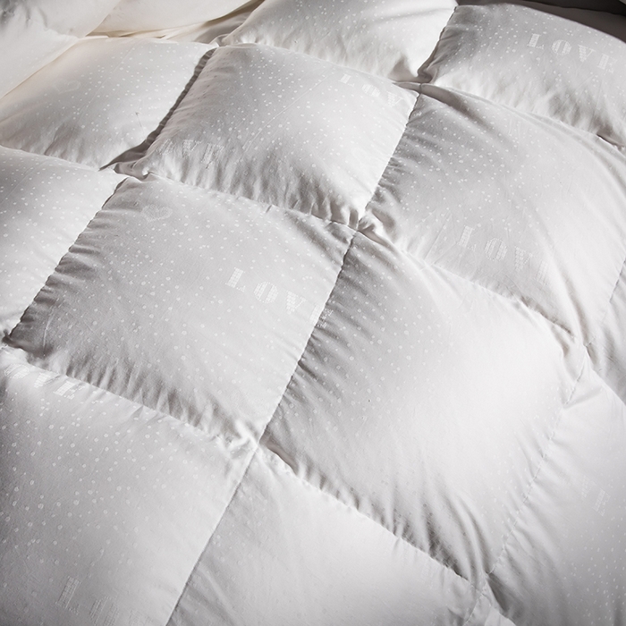 91家纺网 家纺一手货源 找家纺 华盛 2025新款1长绒棉全棉高端提花羽绒被羽绒被壳-LOVE系列 爱心提花白