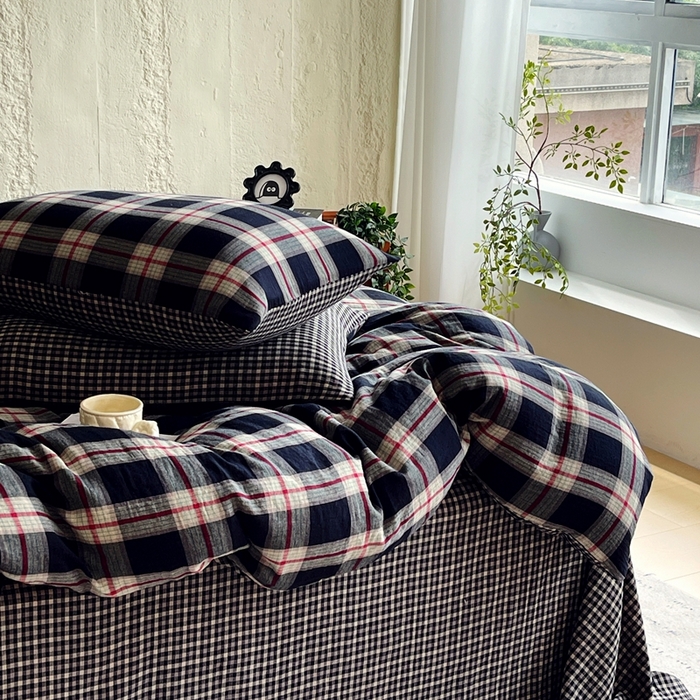 91家纺网 家纺一手货源 找家纺 （总）佰亿莱 2025新款棉麻双层纱四件套-黑大格