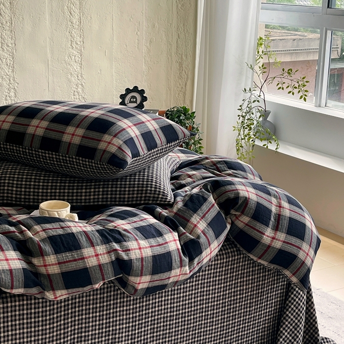 91家纺网 家纺一手货源 找家纺 （总）佰亿莱 2025新款棉麻双层纱四件套-黑大格