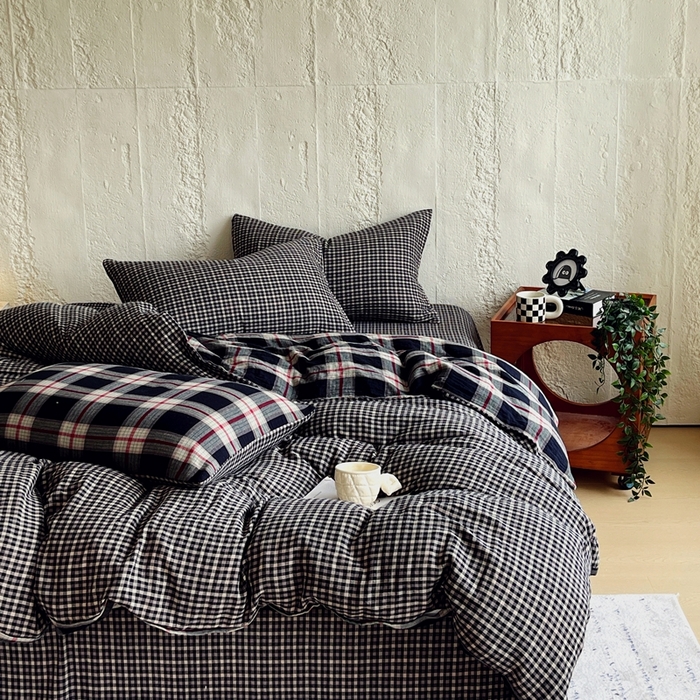 91家纺网 家纺一手货源 找家纺 （总）佰亿莱 2025新款棉麻双层纱四件套-黑大格