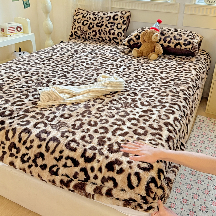 2025新品兔毛印花单床笠 床笠-豹纹咖