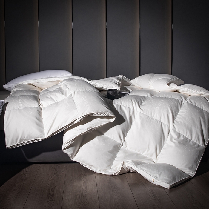 91家纺网 家纺一手货源 找家纺 静若居 2025新款长绒棉全棉高端提花羽绒被羽绒被壳-LOVE系列 爱心提花白