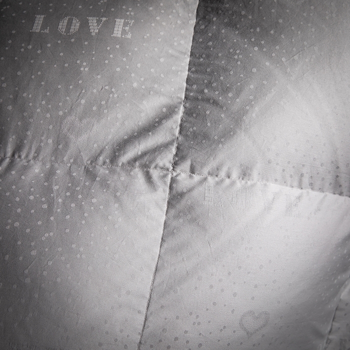 91家纺网 家纺一手货源 找家纺 静若居 2025新款长绒棉全棉高端提花羽绒被羽绒被壳-LOVE系列 爱心提花高级灰