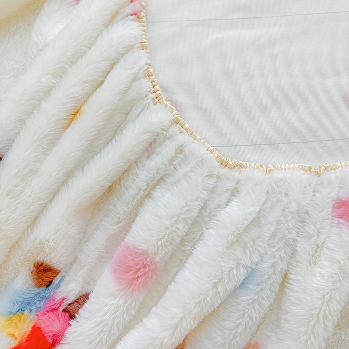 91家纺网 家纺一手货源 找家纺 2025新品兔毛印花单床笠 床笠-波点狗狗