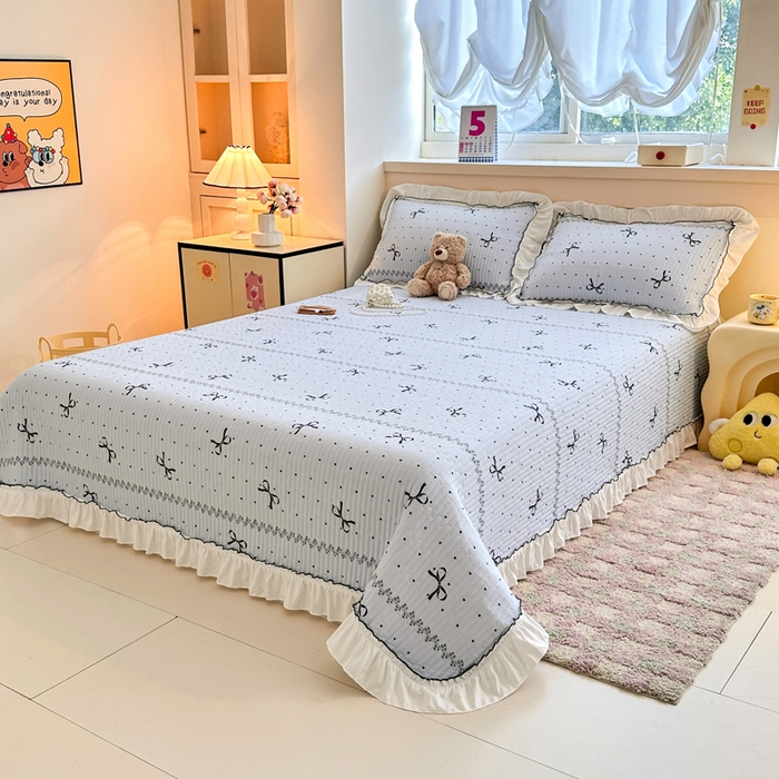 91家纺网 家纺一手货源 找家纺 岚吉家纺 2025新款有氧双层纱花边床盖系列爱心蝴蝶结-蓝