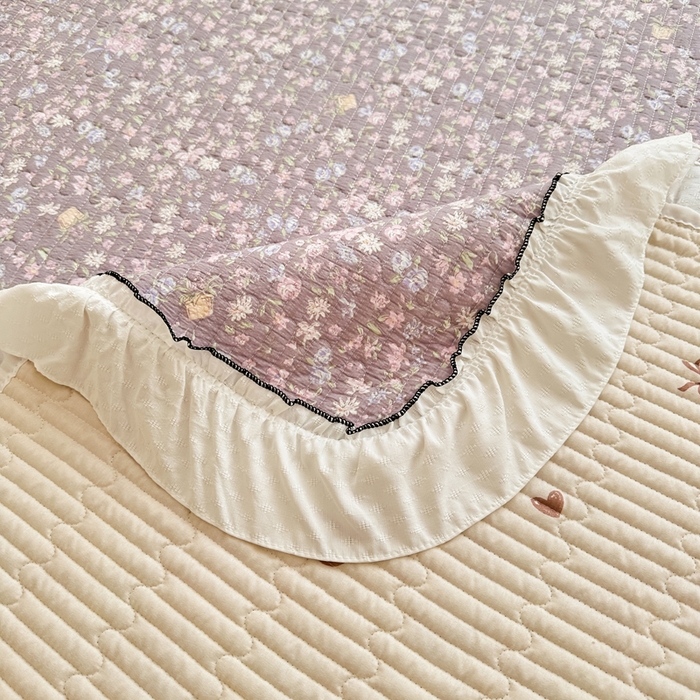 91家纺网 家纺一手货源 找家纺 岚吉家纺 2025新款有氧双层纱花边床盖系列浮生如梦