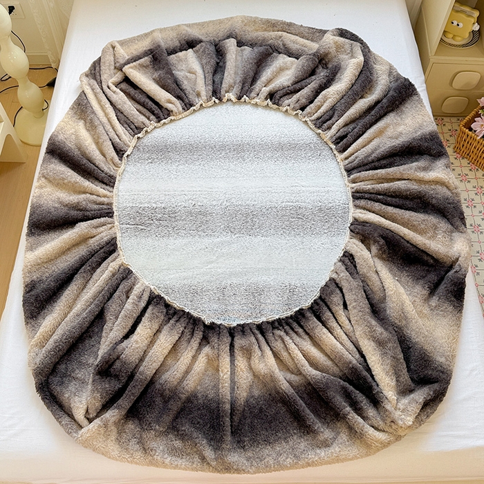 91家纺网 家纺一手货源 找家纺 2025新品兔毛印花单床笠 床笠-卡其