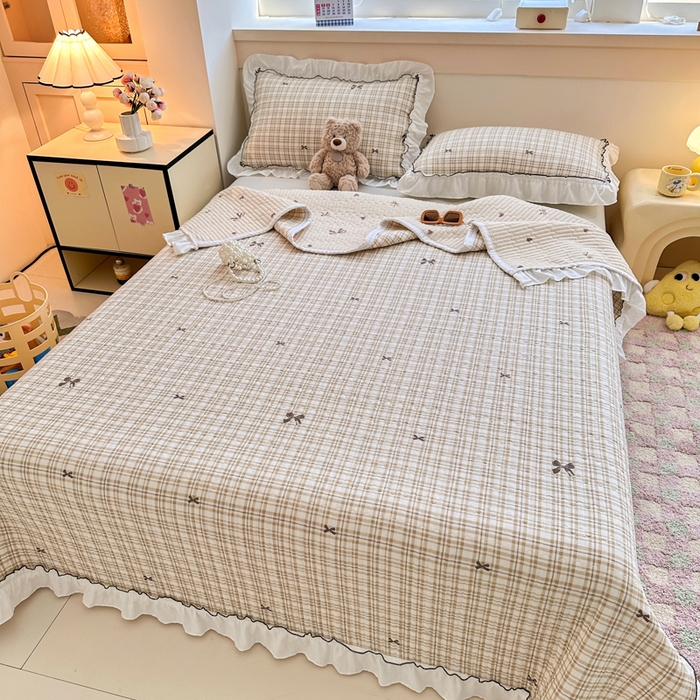 91家纺网 家纺一手货源 找家纺 岚吉家纺 2025新款有氧双层纱花边床盖系列格子蝴蝶结-咖