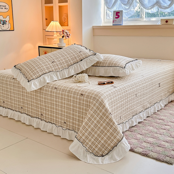 91家纺网 家纺一手货源 找家纺 岚吉家纺 2025新款有氧双层纱花边床盖系列格子蝴蝶结-咖