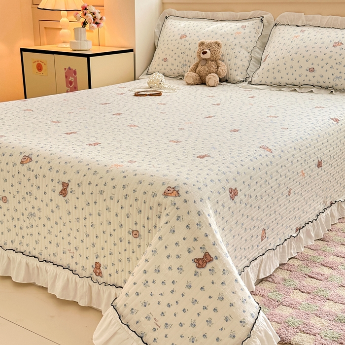 91家纺网 家纺一手货源 找家纺 岚吉家纺 2025新款有氧双层纱花边床盖系列花町物语