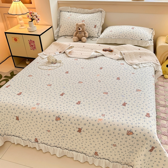 91家纺网 家纺一手货源 找家纺 岚吉家纺 2025新款有氧双层纱花边床盖系列花町物语