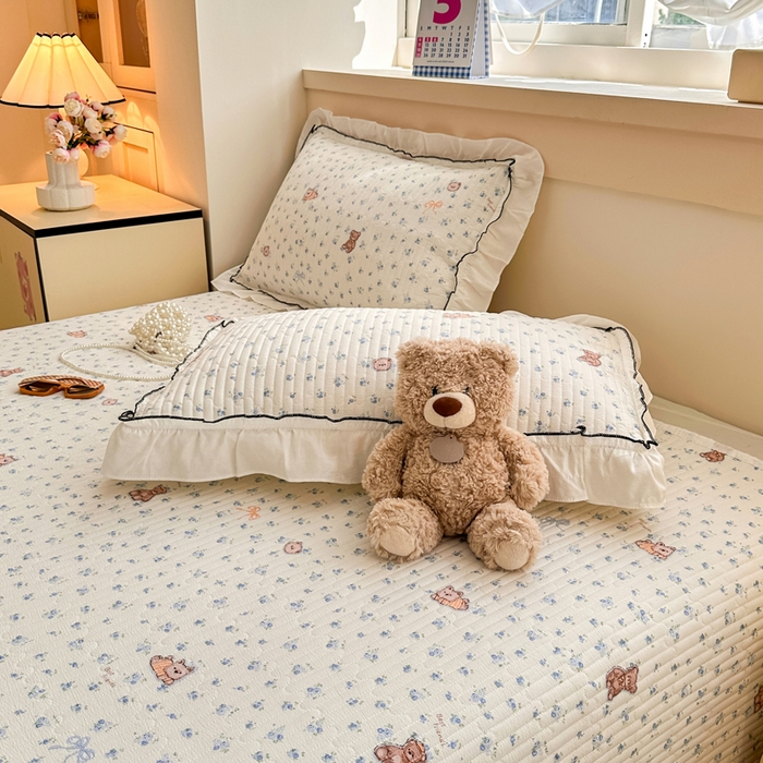 91家纺网 家纺一手货源 找家纺 岚吉家纺 2025新款有氧双层纱花边床盖系列花町物语