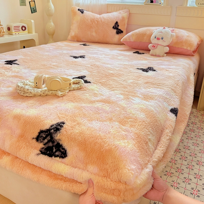 91家纺网 家纺一手货源 找家纺 2025新品兔毛印花单床笠 床笠-梦幻蝴蝶