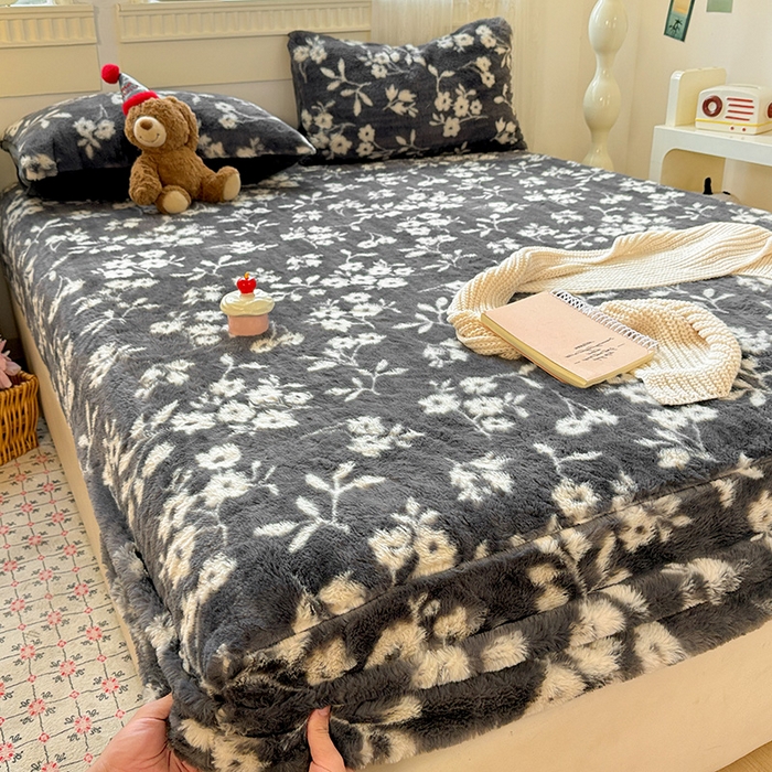 91家纺网 家纺一手货源 找家纺 2025新品兔毛印花单床笠 床笠-莫奈花园