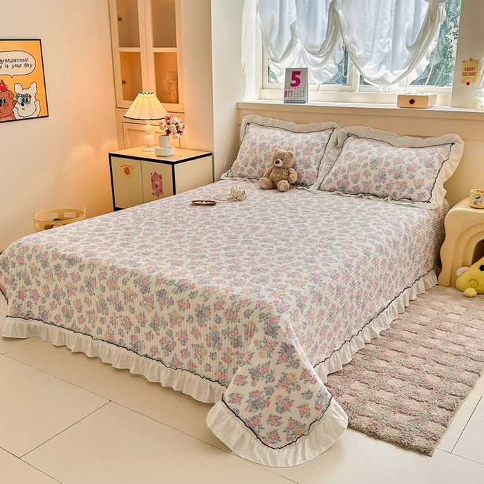 91家纺网 家纺一手货源 找家纺 岚吉家纺 2025新款有氧双层纱花边床盖系列花田错