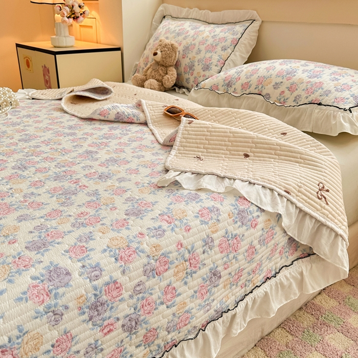 岚吉家纺 2025新款有氧双层纱花边床盖系列花田错