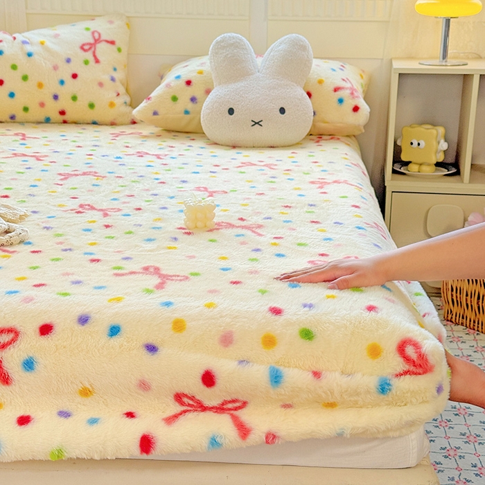 91家纺网 家纺一手货源 找家纺 2025新品兔毛印花单床笠 床笠-奶油甜心