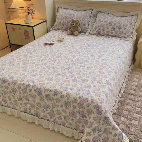 91家纺网 家纺一手货源 找家纺 岚吉家纺 2025新款有氧双层纱花边床盖系列花田错