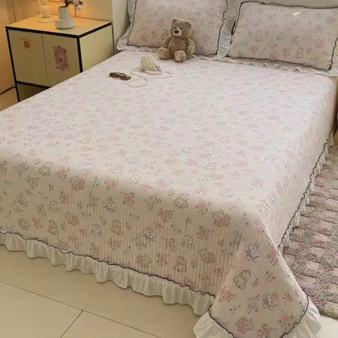 91家纺网 家纺一手货源 找家纺 岚吉家纺 2025新款有氧双层纱花边床盖系列花园里