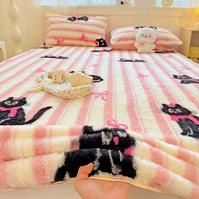 91家纺网 家纺一手货源 找家纺 2025新品兔毛印花单床笠 床笠-甜心蜜趣