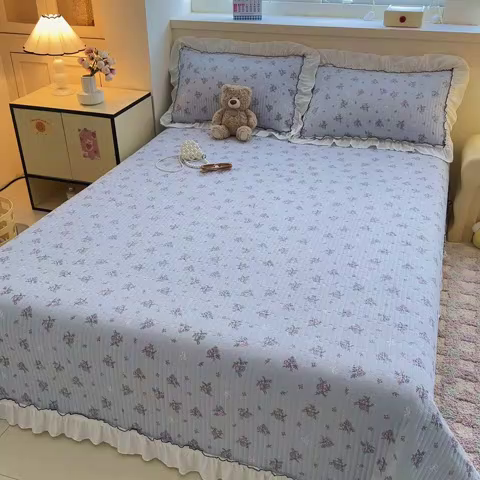 91家纺网 家纺一手货源 找家纺 岚吉家纺 2025新款有氧双层纱花边床盖系列蓝色妖姬