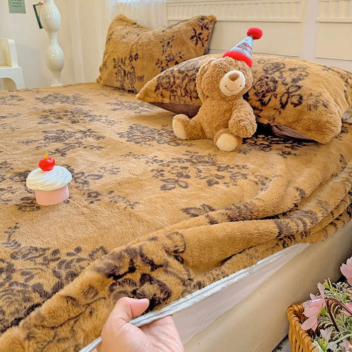 91家纺网 家纺一手货源 找家纺 2025新品兔毛印花单床笠 床笠-晚意