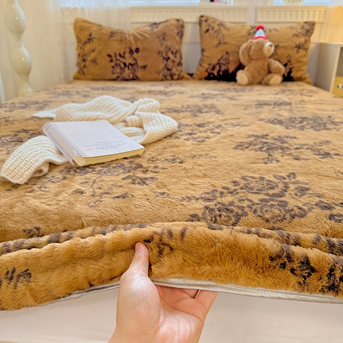 91家纺网 家纺一手货源 找家纺 2025新品兔毛印花单床笠 床笠-晚意