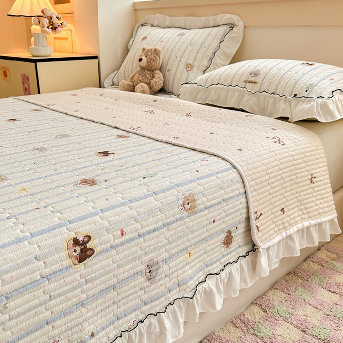 91家纺网 家纺一手货源 找家纺 岚吉家纺 2025新款有氧双层纱花边床盖系列圣诞派对