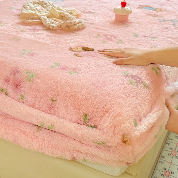 91家纺网 家纺一手货源 找家纺 2025新品兔毛印花单床笠 床笠-旺旺乐园