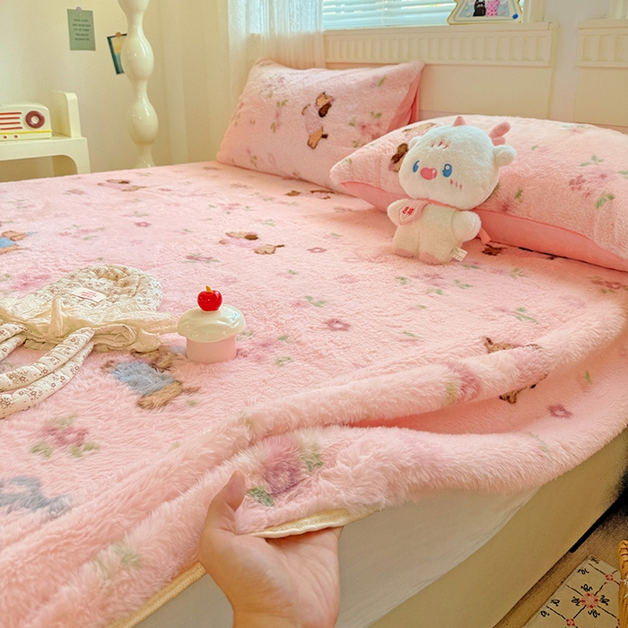 91家纺网 家纺一手货源 找家纺 2025新品兔毛印花单床笠 床笠-旺旺乐园