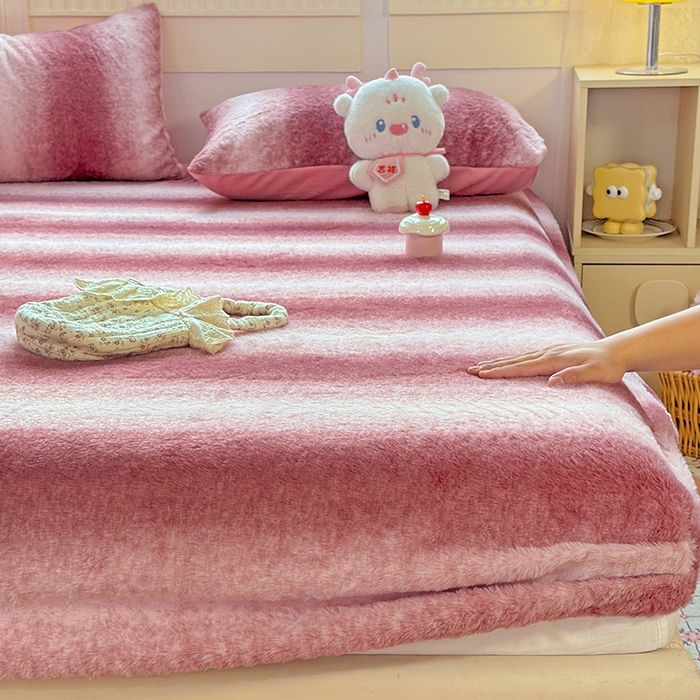 91家纺网 家纺一手货源 找家纺 2025新品兔毛印花单床笠 床笠-棕红