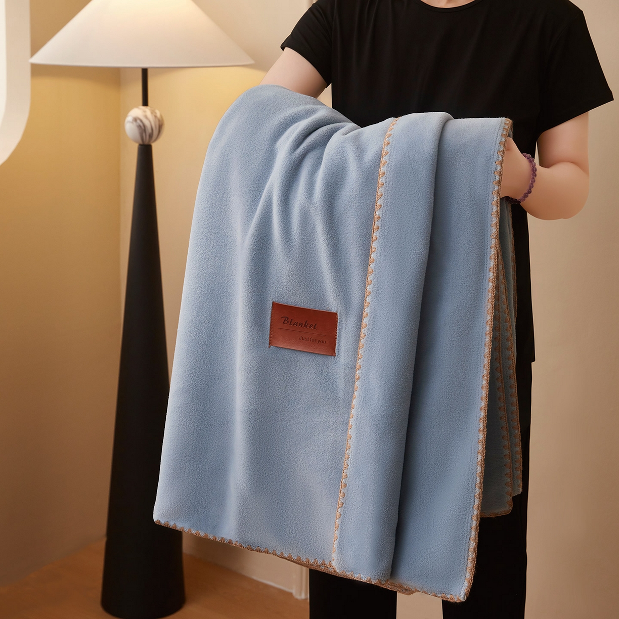 91家纺网 家纺一手货源 找家纺 肖恩毯业 2025新款轻奢纯色仿羊绒毯单层双层保暖加厚秋冬毛毯盖毯毯子跨境专供 仿羊绒双层-宾利蓝