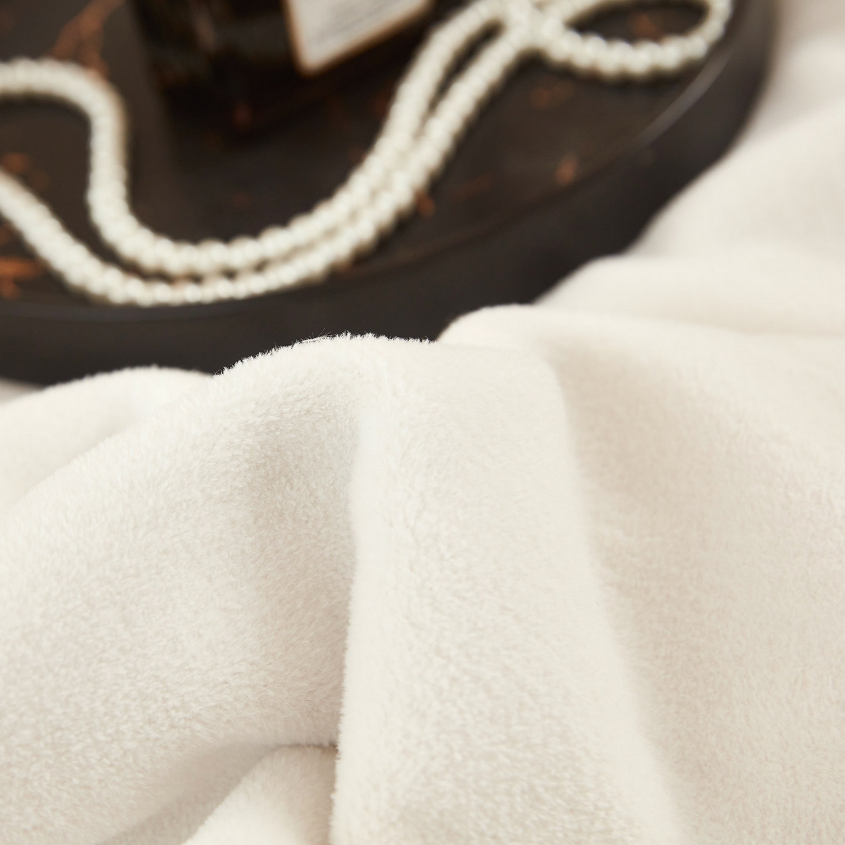 91家纺网 家纺一手货源 找家纺 肖恩毯业 2025新款轻奢纯色仿羊绒毯单层双层保暖加厚秋冬毛毯盖毯毯子跨境专供 仿羊绒双层-白-咖